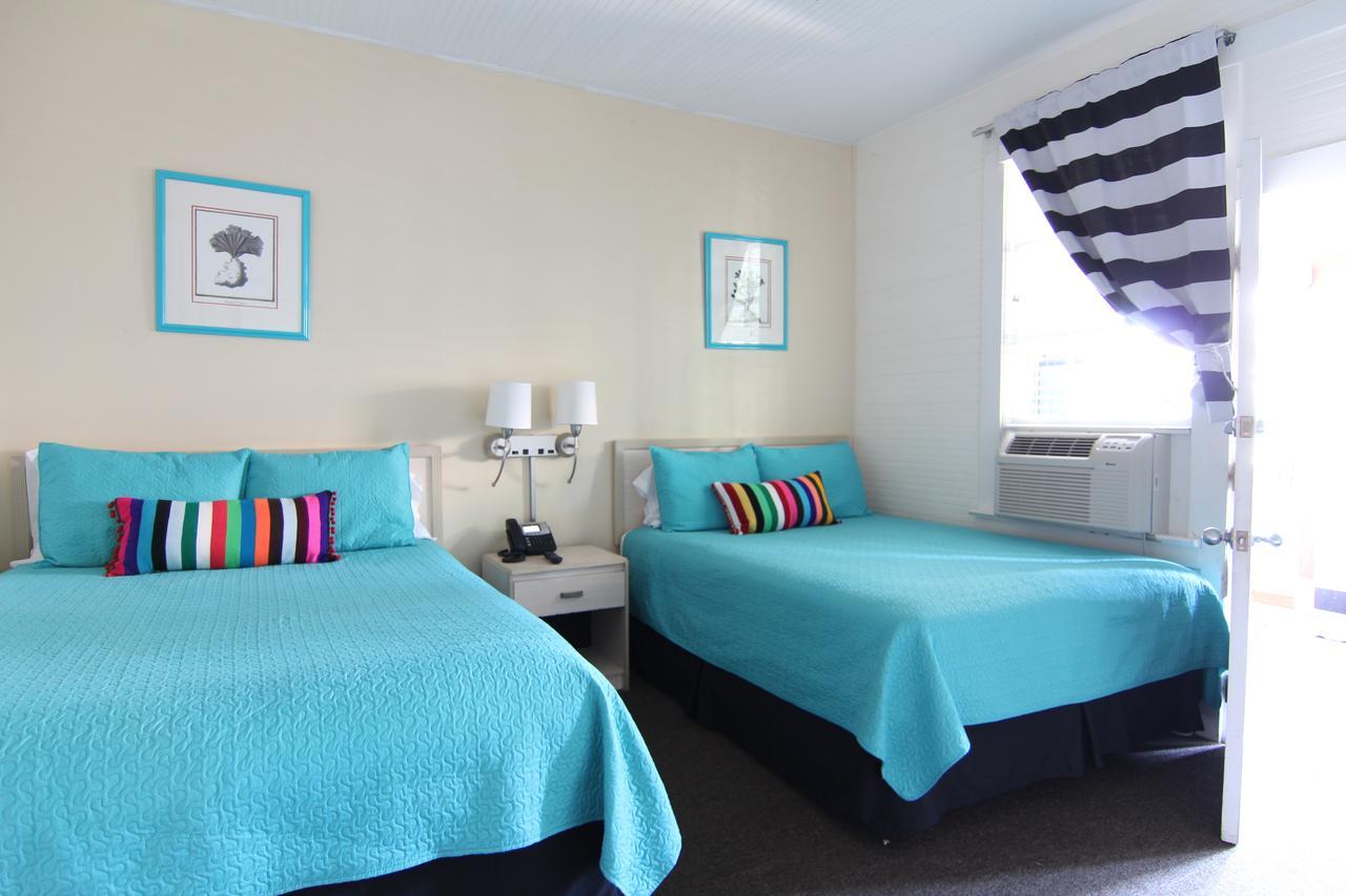 Holliday Inn Of ฟอลลีบีช ภายนอก รูปภาพ